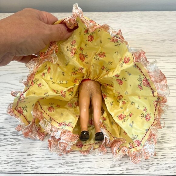 Vintage 7.5" Doll Spanish Mexican Girl Sleepy Eyes Floral Dress Souvenir - Picture 12 of 13